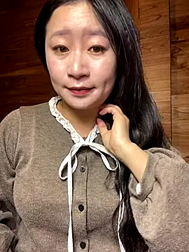 violet-00 online show from 11.22.25