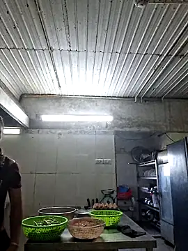 xuxulovezz online show from 10.30.25