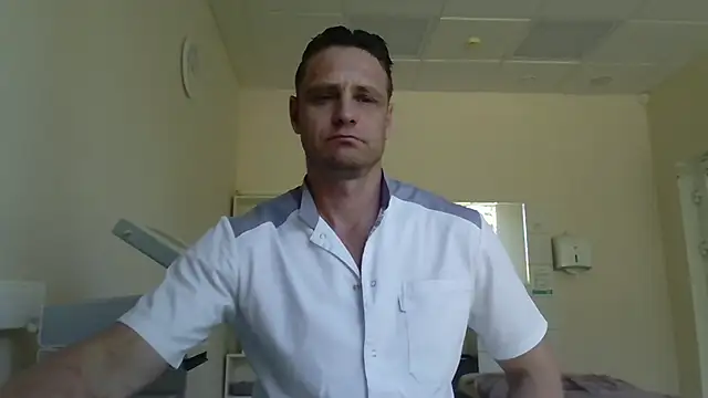 Snapshot of Freeze_Fire chatting on 10.01.25 Freeze Fire online show from 10.01.25