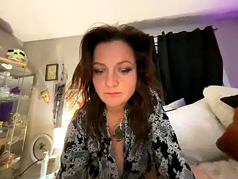 Snapshot of 88heygirlhey88 chatting on 10.06.25 88heygirlhey88 online show from 10.06.25