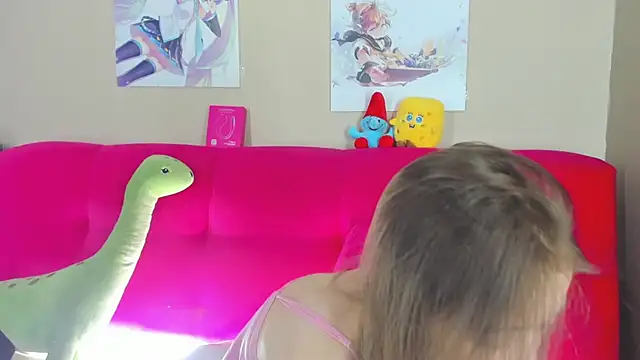 Angel Leeks online show from 11.09.25