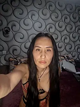 Snapshot of Mary_sy chatting on 10.09.25 Mary sy online show from 10.09.25