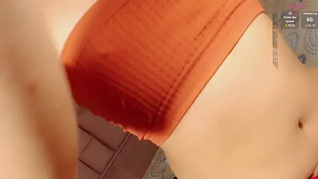 Snapshot of roxanawillts chatting on 11.19.25 roxanawillts online show from 11.19.25