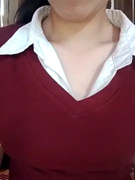 Snapshot of Lover-loverxx chatting on 11.05.25 Lover-loverxx online show from 11.05.25