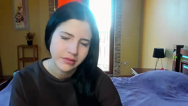 Malibu J online show from 10.21.25