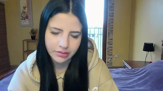 Malibu J online show from 11.06.25