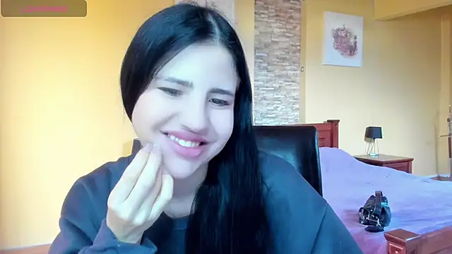 Malibu J online show from 11.18.25