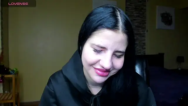 Malibu J online show from 11.21.25