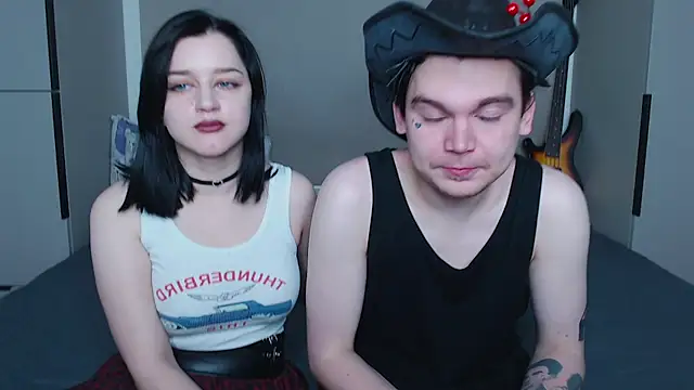 Snapshot of jackoffjillss chatting on 10.03.25 jackoffjillss online show from 10.03.25