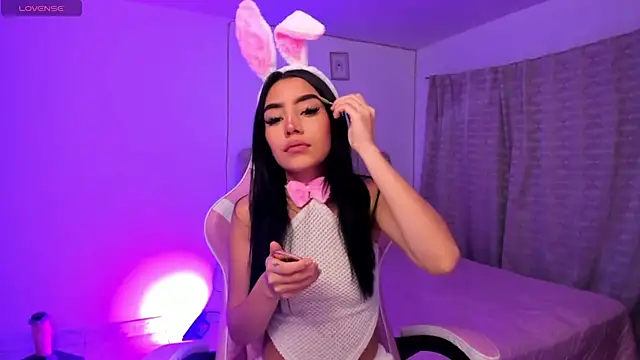 Snapshot of ISABELFORYOU1 chatting on 10.14.25 ISABELFORYOU1 online show from 10.14.25