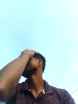 Snapshot of LesserUpset chatting on 10.05.25 LesserUpset online show from 10.05.25