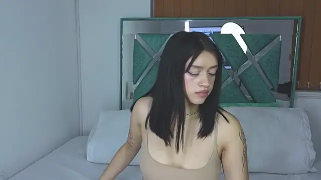 lissastone online show from 11.24.25