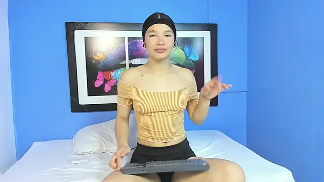 loversvalery online show from 10.15.25