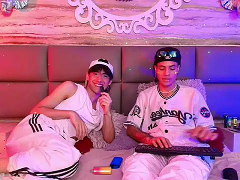 Lovers 21 online show from 09.27.25