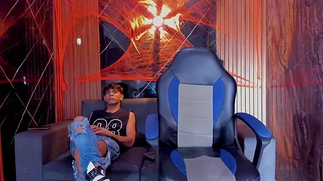 Stiben boy online show from 10.31.25