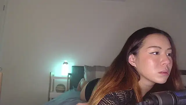 Snapshot of blueburrypie chatting on 10.19.25 blueburrypie online show from 10.19.25