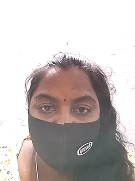 Snapshot of Tamil_Hot_Sindhu chatting on 10.16.25 Tamil Hot Sindhu online show from 10.16.25