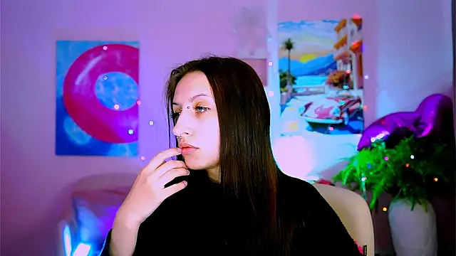 Snapshot of AliceLice_ chatting on 09.27.25 AliceLice online show from 09.27.25