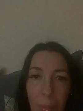 Snapshot of ViollaXlove chatting on 09.30.25 ViollaXlove online show from 09.30.25