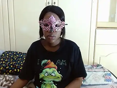 Snapshot of stormyza chatting on 10.06.25 stormyza online show from 10.06.25