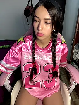 lunaa kiss19 online show from 10.09.25