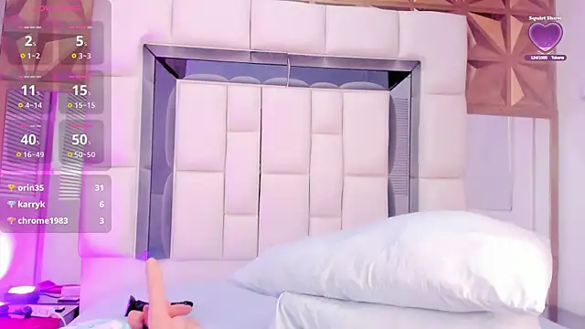 violet milleer online show from 10.20.25