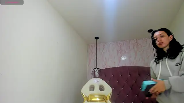 Iris  77 online show from 10.27.25