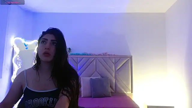 Ixchel tay online show from 11.23.25