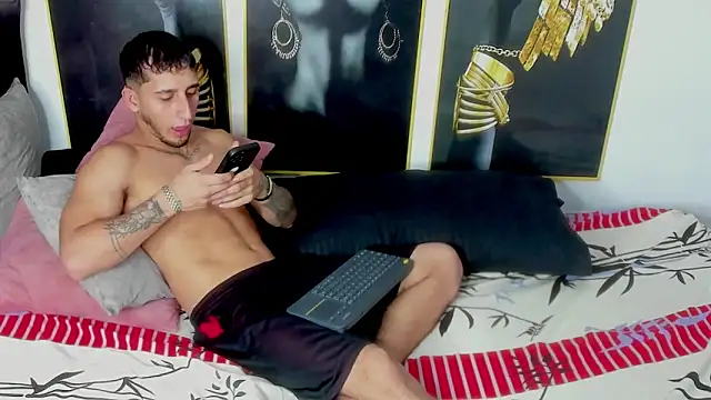 Snapshot of HotJake_hall chatting on 10.26.25 HotJake hall online show from 10.26.25