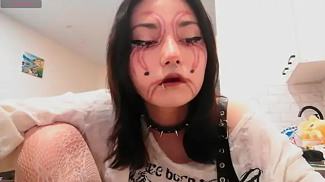 Beeping Creature online show from 10.11.25