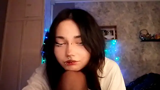 Beeping Creature online show from 10.18.25