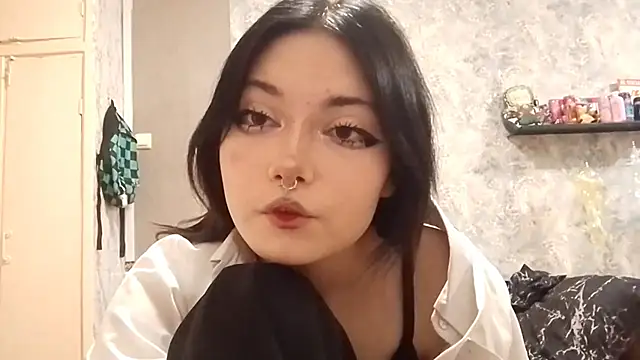 Beeping Creature online show from 11.02.25