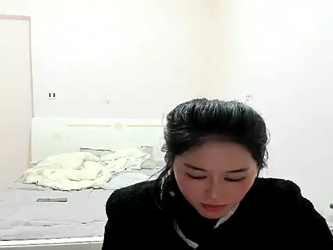 Snapshot of xx100403 chatting on 10.21.25 xx100403 online show from 10.21.25