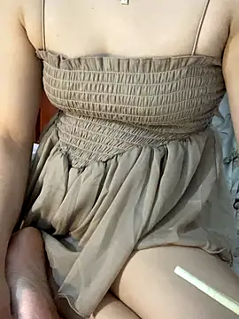 lee ly online show from 10.13.25