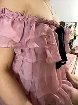 lee ly online show from 11.19.25