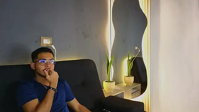 Jaybrown  1 online show from 10.24.25