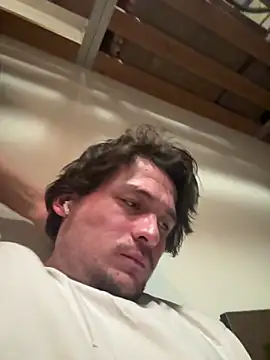 Snapshot of itsthecatchh chatting on 10.01.25 itsthecatchh online show from 10.01.25