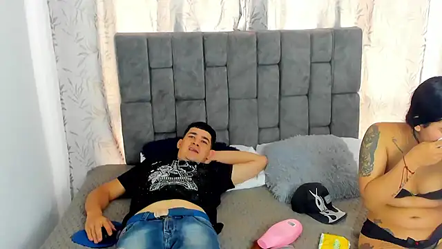 Laura King online show from 12.04.25