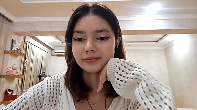 Snapshot of ImogeneMalinconico chatting on 10.17.25 ImogeneMalinconico online show from 10.17.25