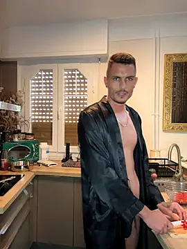 Snapshot of WildFlame2525 chatting on 10.13.25 WildFlame2525 online show from 10.13.25