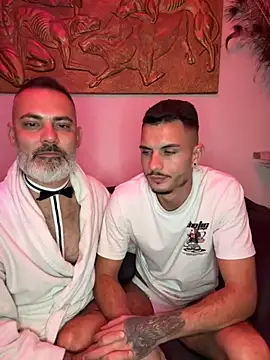 Snapshot of WildFlame2525 chatting on 10.25.25 WildFlame2525 online show from 10.25.25