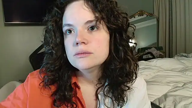 ClaireZX online show from 10.14.25