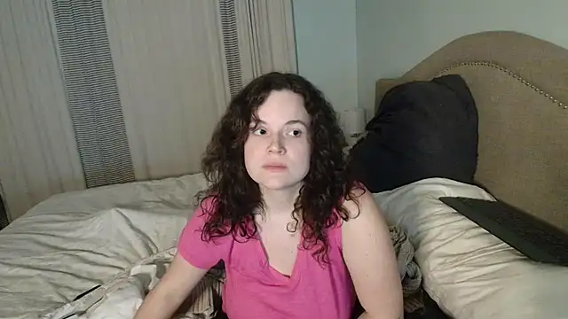 ClaireZX online show from 10.25.25