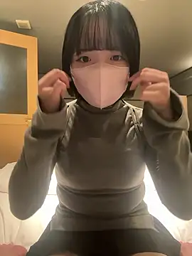 Snapshot of Milk_PotaPota chatting on 10.17.25 Milk PotaPota online show from 10.17.25