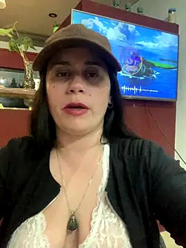 Snapshot of Amarteverdaderamente chatting on 10.12.25 Amarteverdaderamente online show from 10.12.25
