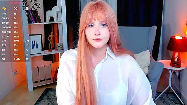 Snapshot of DelilahTaylor chatting on 10.18.25 DelilahTaylor online show from 10.18.25