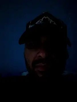 Snapshot of roelbluee226 chatting on 10.02.25 roelbluee226 online show from 10.02.25