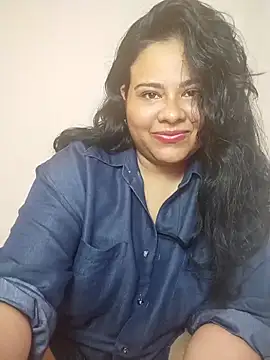 Snapshot of Tania_cruz_ chatting on 10.24.25 Tania cruz online show from 10.24.25