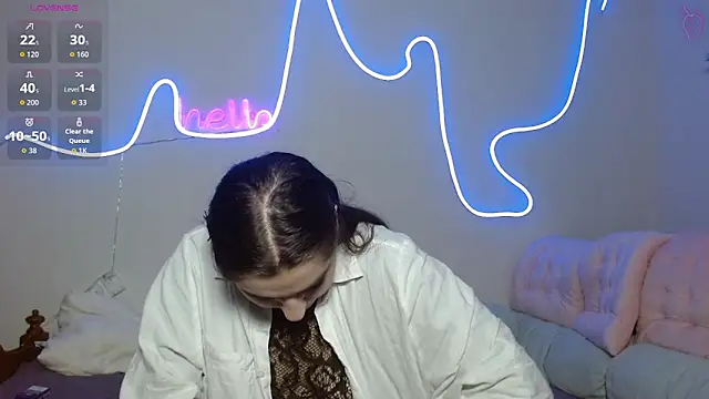 Snapshot of cutieblush chatting on 10.01.25 cutieblush online show from 10.01.25
