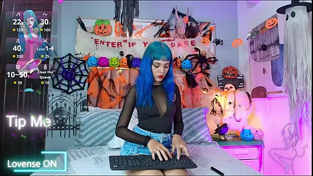ElektraBlue online show from 10.16.25